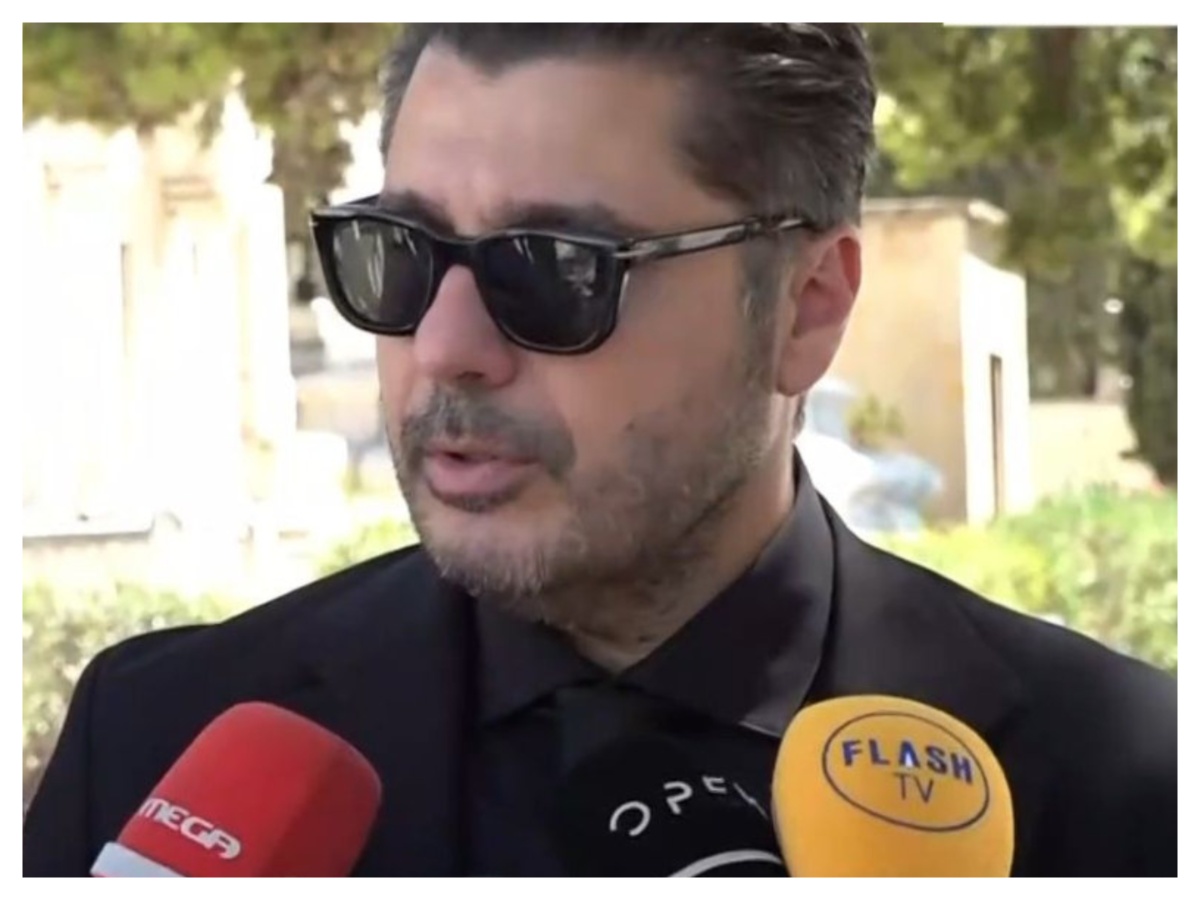Λάμπρος Κωνσταντάρας: Τα πρώτα λόγια μετά την ταφή του πατέρα του – «Μακάρι να έβλεπε όλα αυτά που είπαν για αυτόν»