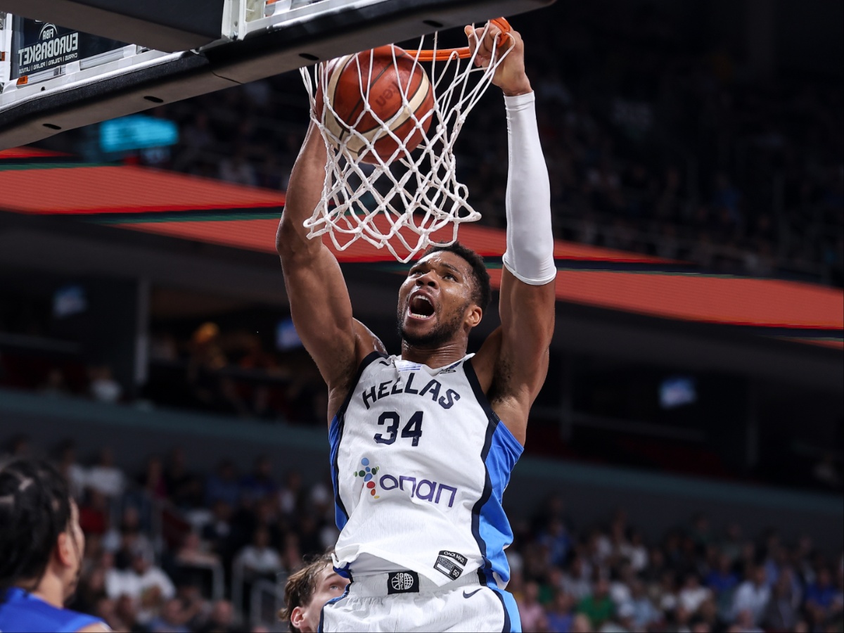 Eurobasket: Χάλκινο μετάλλιο για την Ελλάδα με την υπογραφή του Γιάννη Αντετοκούνμπο