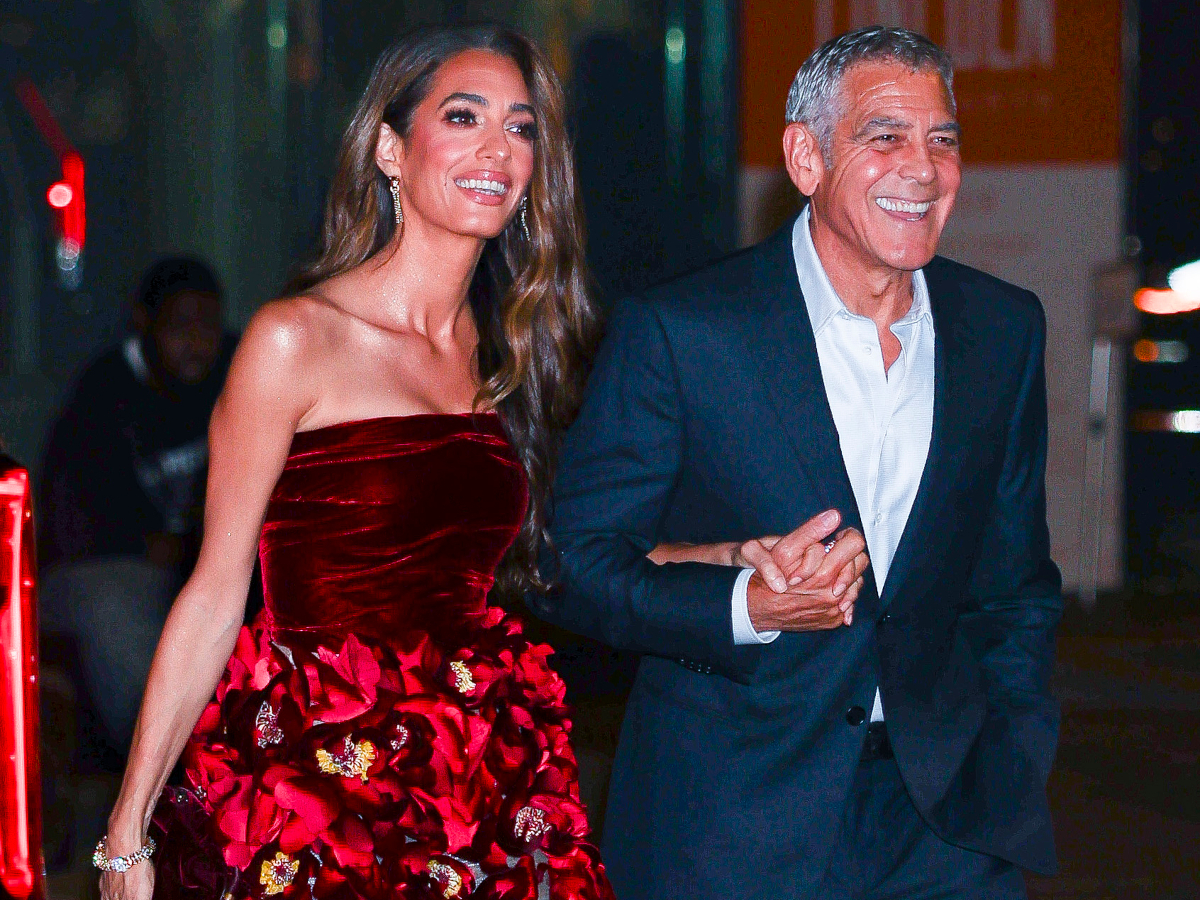 Amal Clooney: Εντυπωσίασε με floral Oscar de la Renta στη Νέα Υόρκη