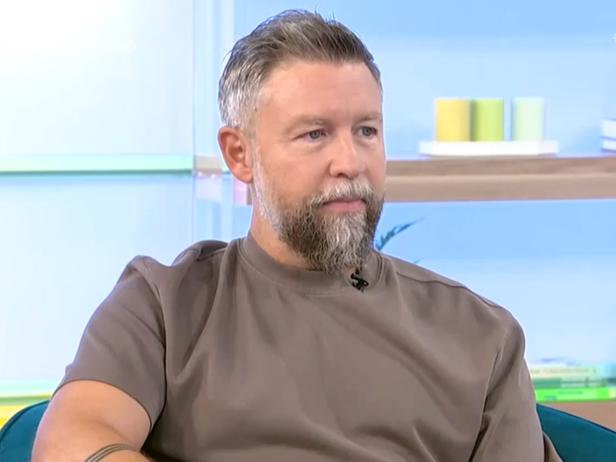Γιάννης Βαρδής: «Δεν υπήρχε ουσιαστική επαφή, δεν υπήρχε τίποτα με τον πατέρα μου»