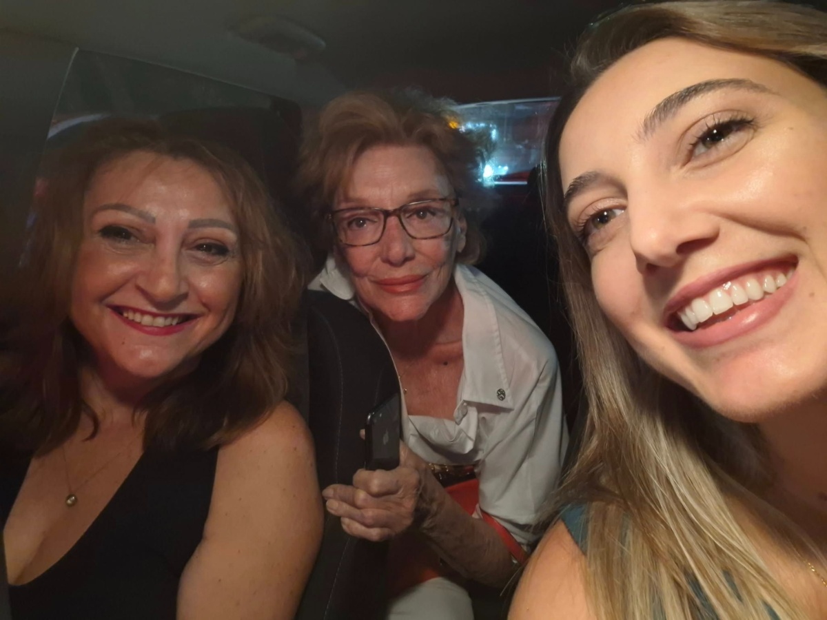 Μάρω Κοντού: Έκανε ωτοστόπ σε δυο άγνωστες γυναίκες – Αυτός είναι ο λόγος
