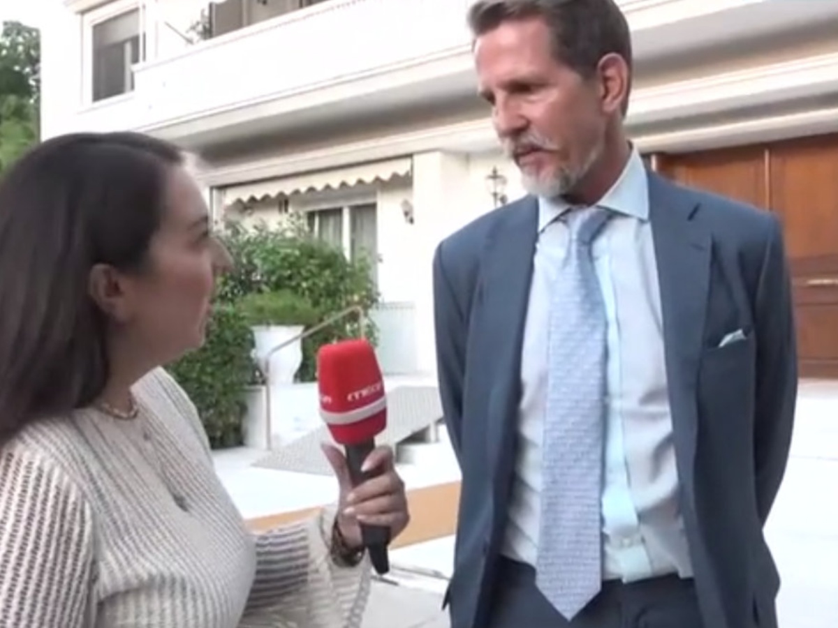 Παύλος Ντε Γκρες: Η απάντηση για την αλλαγή στο επίθετό του, η αναφορά στον γιο του και η ζωή στην Αθήνα