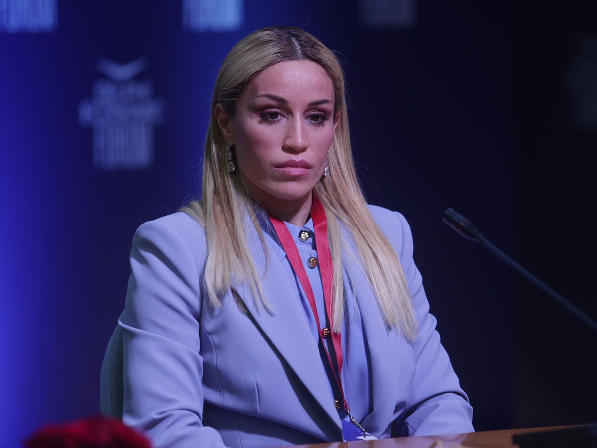 Βίντεο – Καρολίνα Πελενδρίτου: Οδηγός ταξί αρνήθηκε να μεταφέρει την Παραολυμπιονίκη λόγω του σκύλου οδηγού της – «Εγώ κάνω κουμάντο»