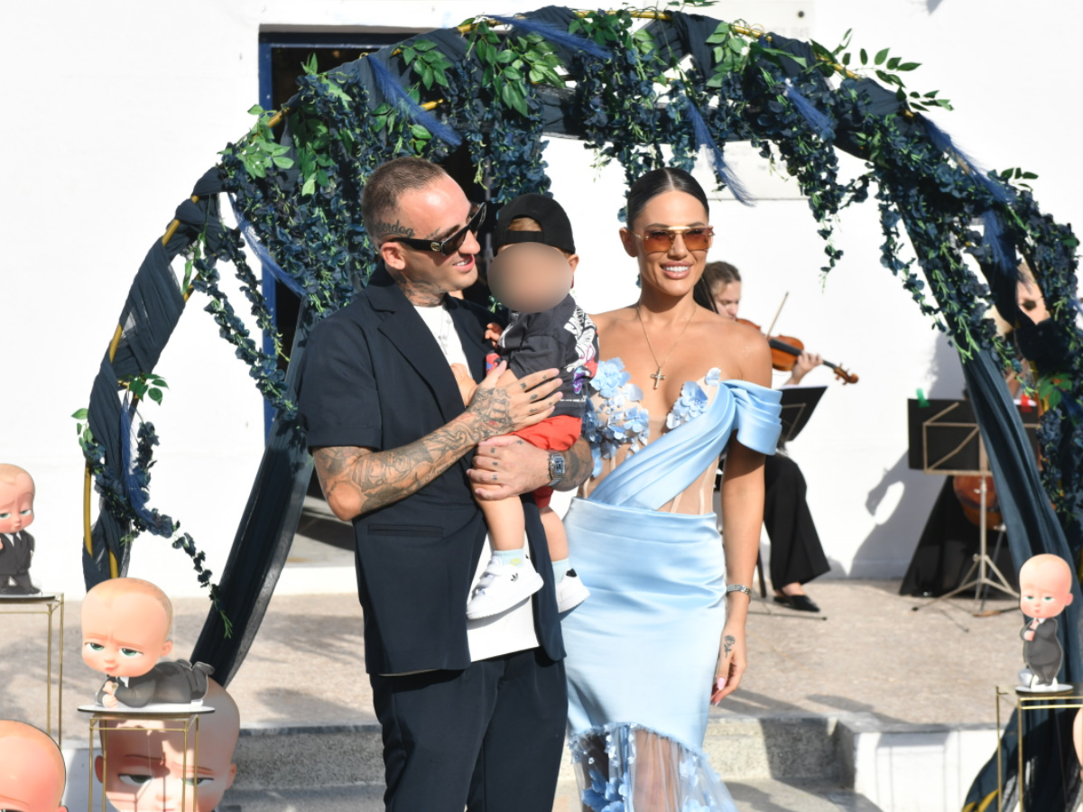 Έλενα Τσαγκρινού – Dj Stephan: Οι πρώτες φωτογραφίες από τη βάφτιση του γιου τους