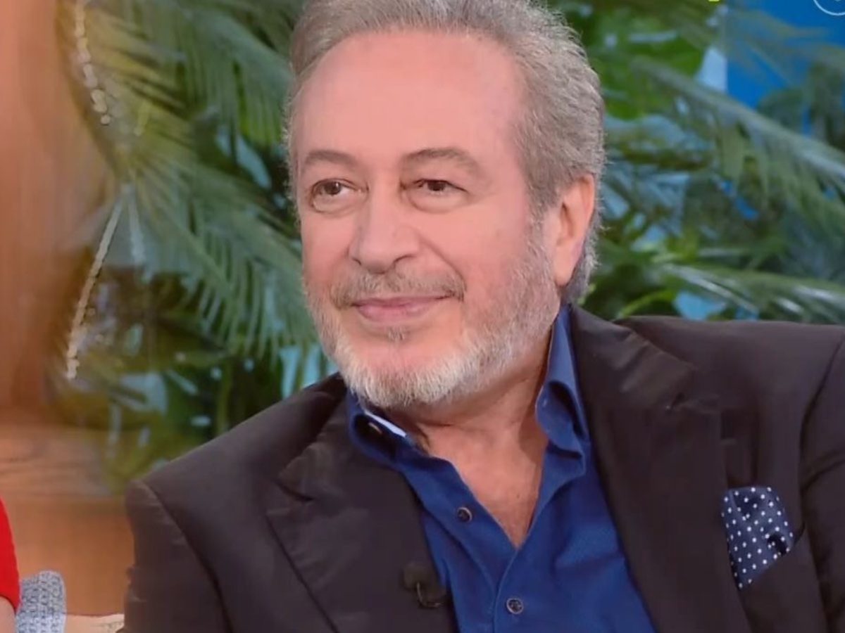 Γρηγόρης Βαλτινός: «Δεν πέρασα ωραία παιδικά χρόνια, αλλά είχα έναν ψυχισμό που μπορούσε να μεταλλάσσει το κακό σε καλό»