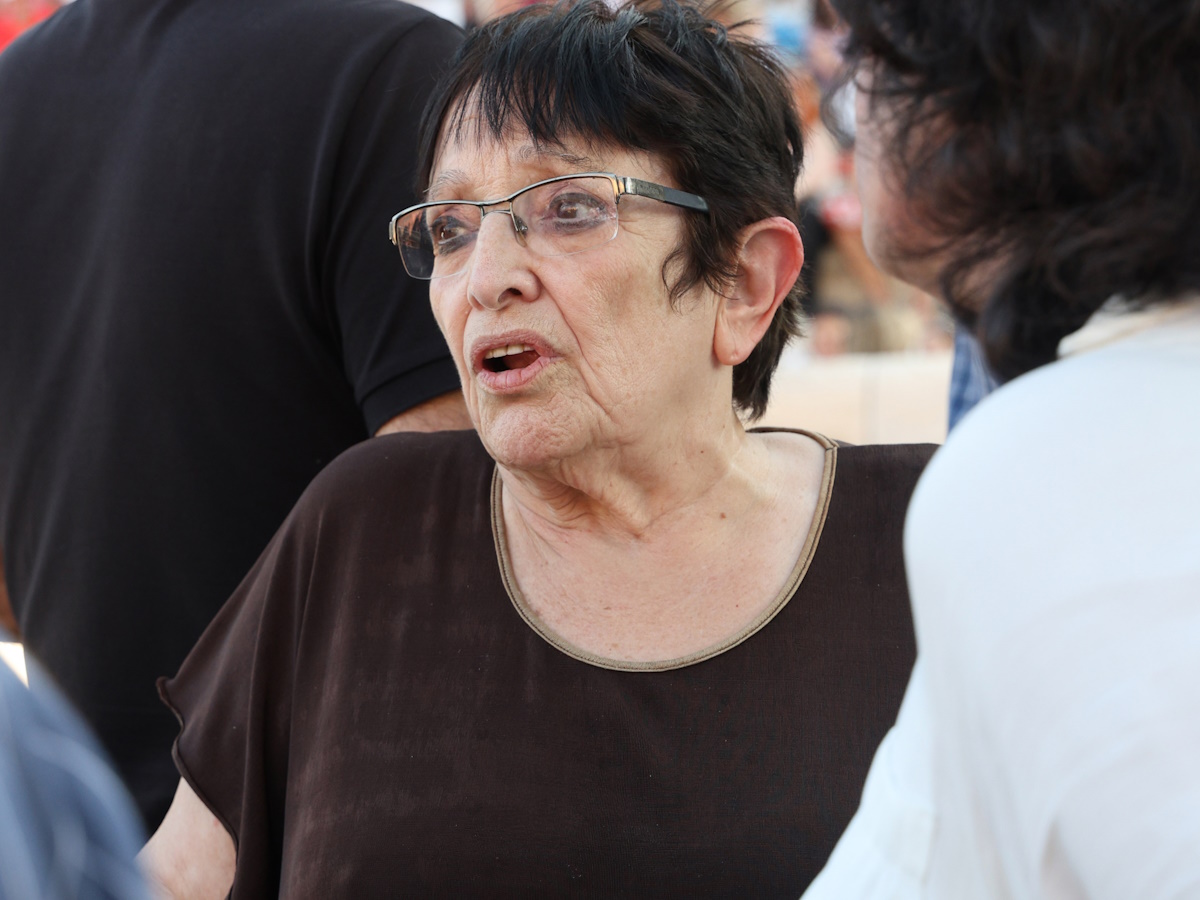 Αλέκα Παπαρήγα: Η περιπέτεια με την υγεία της και το δημόσιο μήνυμα μετά το εξιτήριο