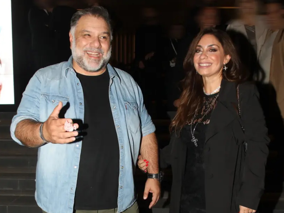 Γρηγόρης Αρναούτογλου – Νάνσυ Αντωνίου: Βραδινή έξοδος στα μπουζούκια για το αγαπημένο ζευγάρι – Φωτογραφίες