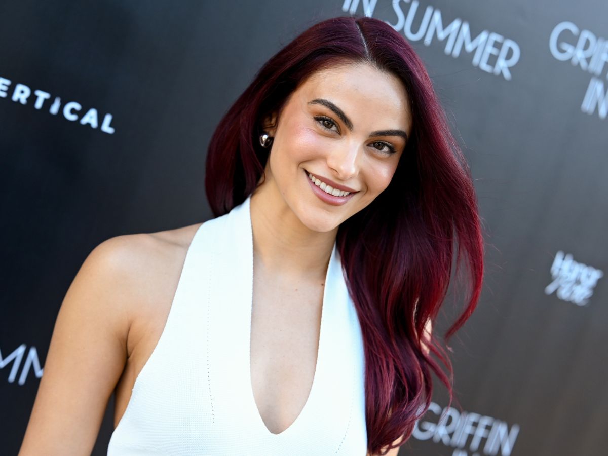 Black Cherry Hair: Η απόχρωση που πρέπει να δοκιμάσεις αν είσαι μελαχρινή!