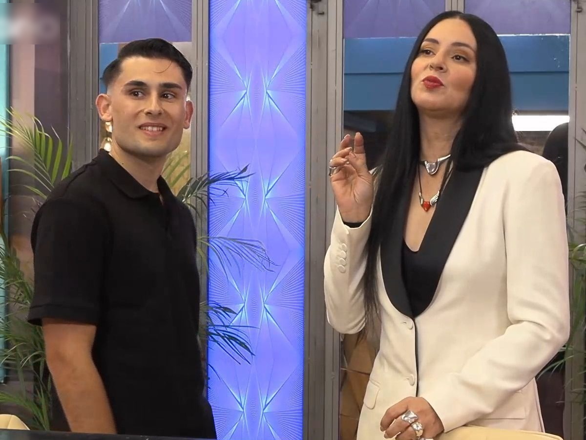 First Dates: Η απορία της Ζενεβιέβ Μαζαρί – «Το offside είναι όταν ένα γκολ μπαίνει από λάθος θέση;»