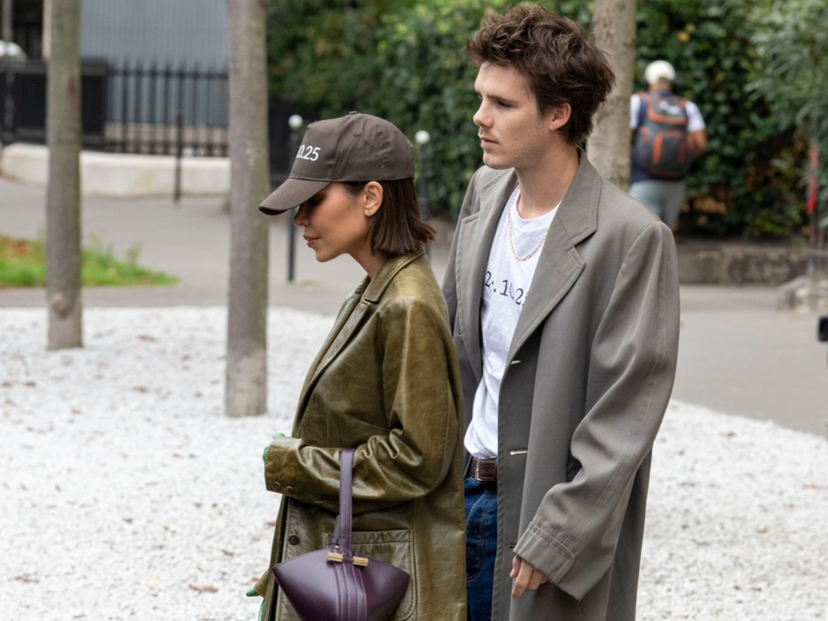 Ο Cruz Beckham  στο Παρίσι με την…σωσία της Victoria Beckham!