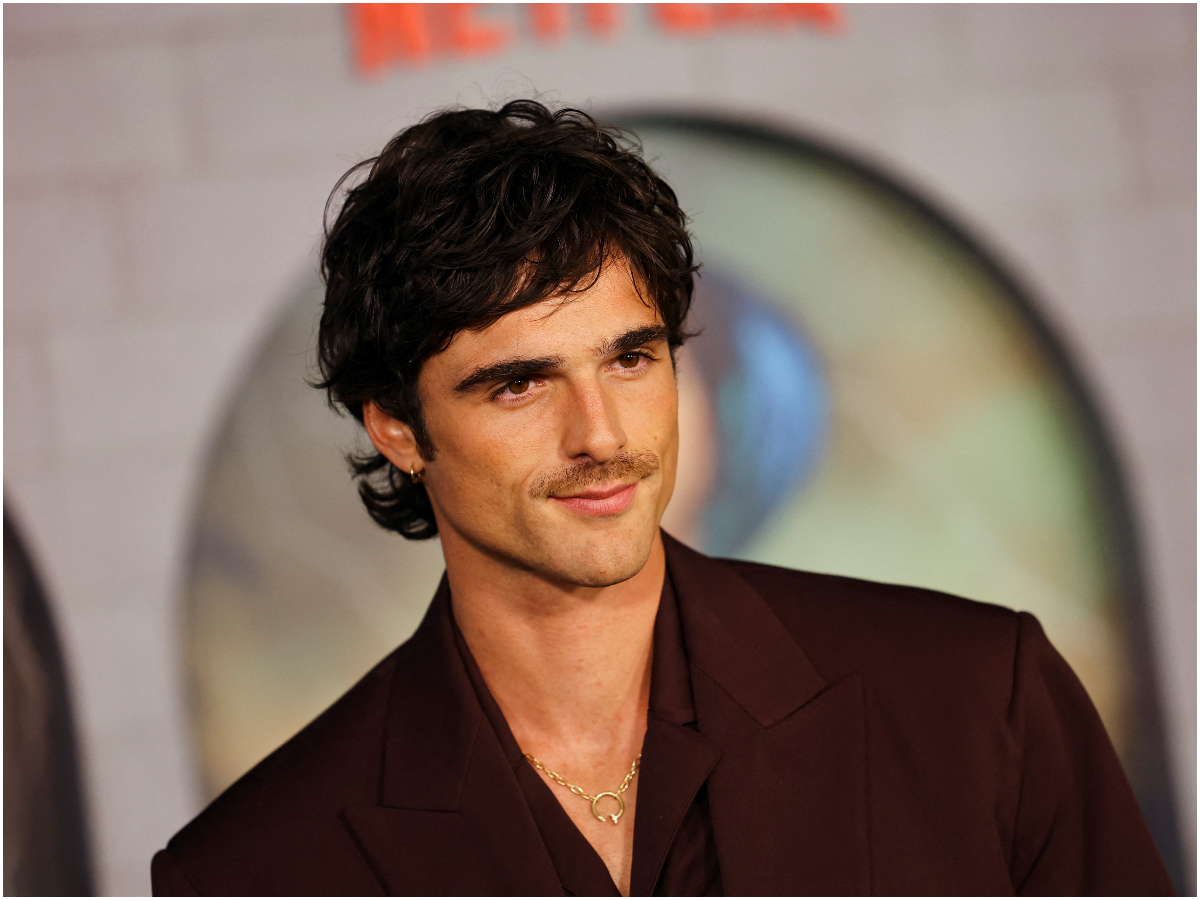 Ο Jacob Elordi είναι το νέο πρόσωπο του οίκου Cartier! Η Sofia Coppola φωτογράφισε την καμπάνια που αξίζει να δεις