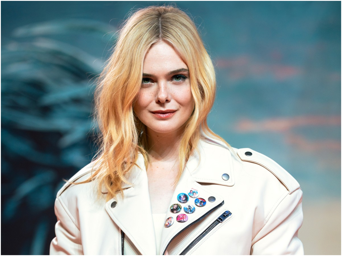 Rebel Princess: Η Elle Fanning συνδυάζει το αιθέριο με το ροκ και κερδίζει τις εντυπώσεις!