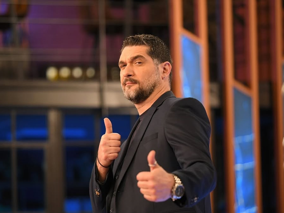 Πάνος Ιωαννίδης: Η οικογενειακή φωτογραφία με την σύντροφό του και τον γιο τους από την εκδρομή στο Πήλιο