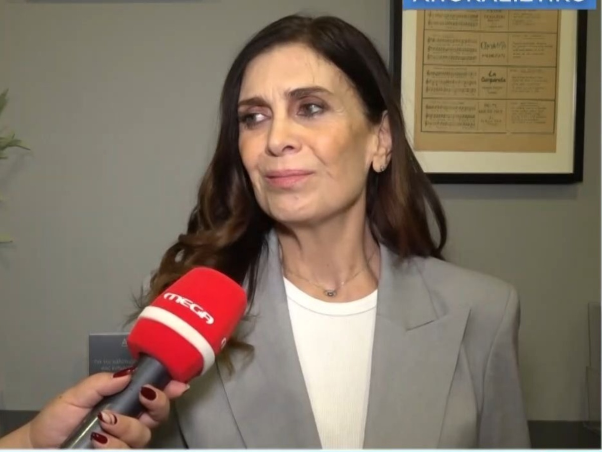 Κατερίνα Διδασκάλου: «Διατηρούμαι λαμπερή γιατί δεν κρίνω, πίνω νερό και κάνω καλές σκέψεις»