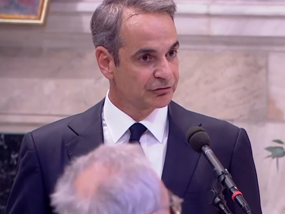 Κηδεία Διονύση Σαββόπουλου – Κυριάκος Μητσοτάκης: «Δεν είμαι εδώ μόνο ως φίλος και θαυμαστής του, αλλά έχω χρέος προς ένα σπουδαίο Έλληνα»