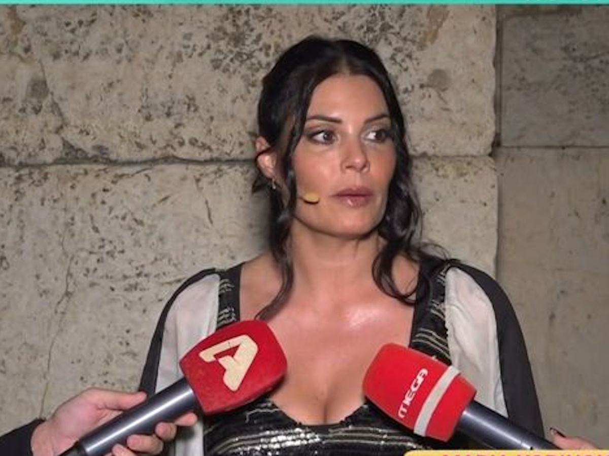 Μαρία Κορινθίου: «Δεν θα είμαι στην παράσταση με τον Γιάννη Αϊβάζη, είχα κάποια άλλα σχέδια»