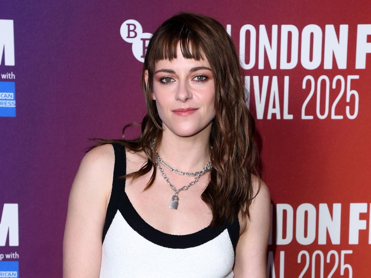 Kristen Stewart: Το μονοχρωματικό μακιγιάζ της είναι τέλεια ιδέα για τις εμφανίσεις της σεζόν