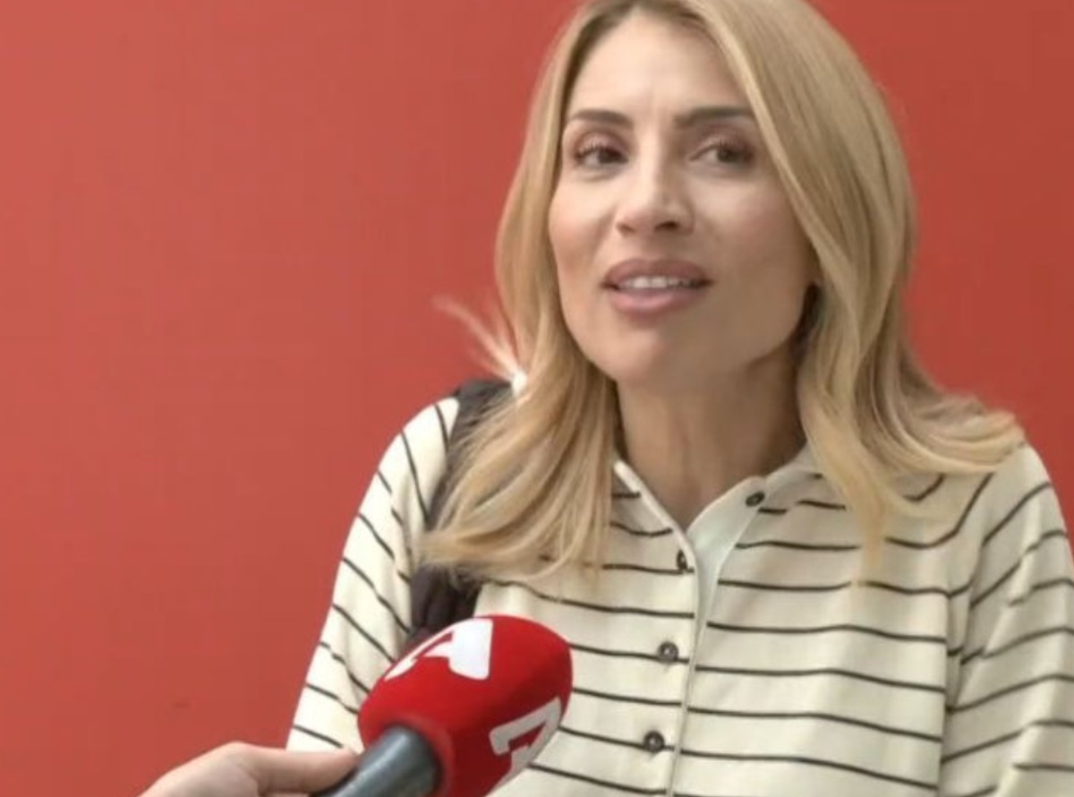 Μαρία Ηλιάκη: «Η Μιμή Ντενίση με ρώτησε αν προλαβαίνω να δω τον άνδρα μου»