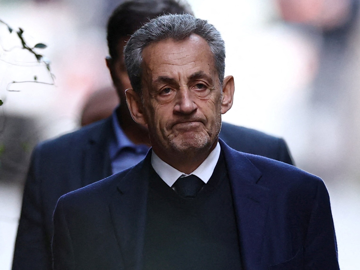 Νικολά Σαρκοζί: Ο γιος του έγινε πατέρας πρώτη φορά και έδωσε το όνομά του – Η φωτογραφία από το μαιευτήριο