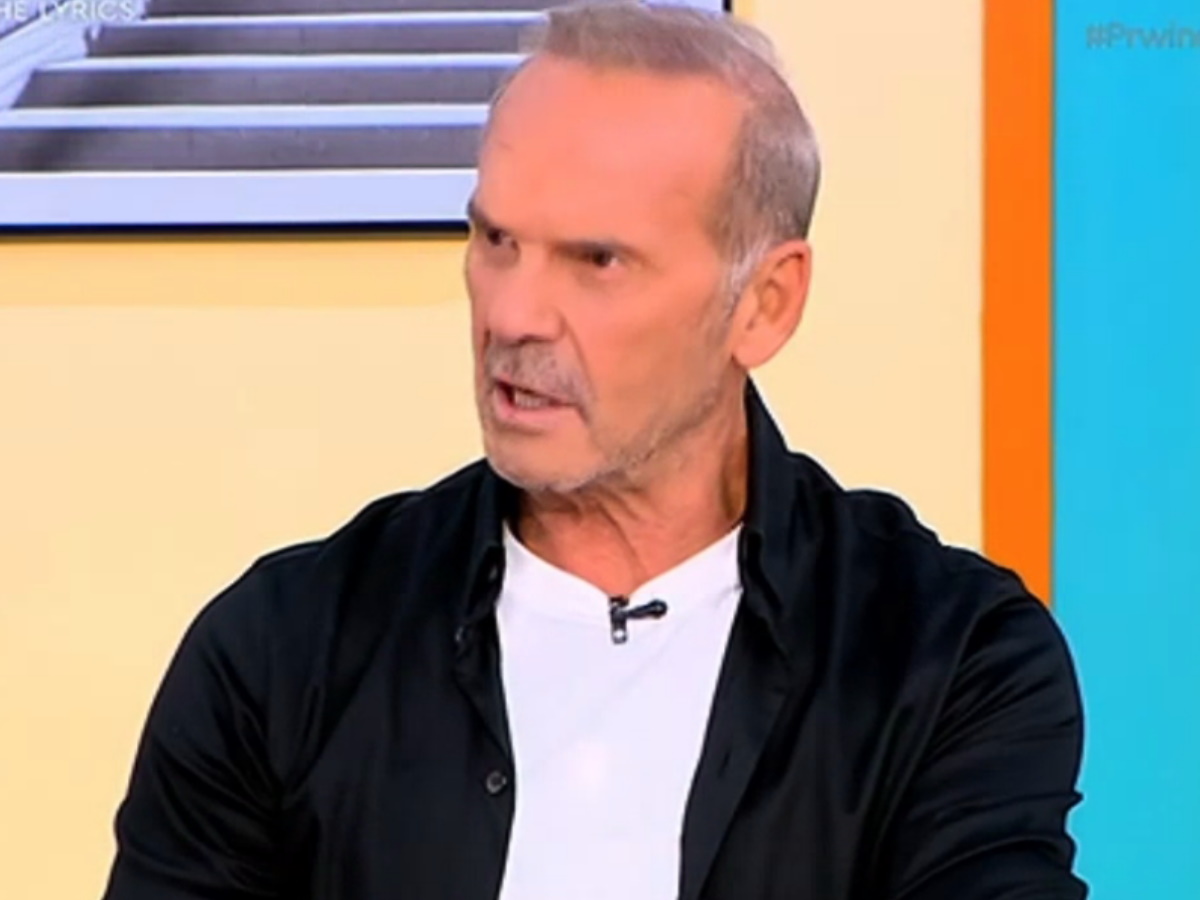 Πέτρος Κωστόπουλος: «Ήταν ξεφτίλα αυτό που έγινε στην κηδεία του Διονύση Σαββόπουλου»