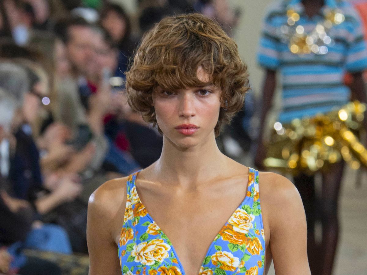 Rabanne ss26: Tο sunburn blush μας ταξίδεψε πίσω στα ’60s
