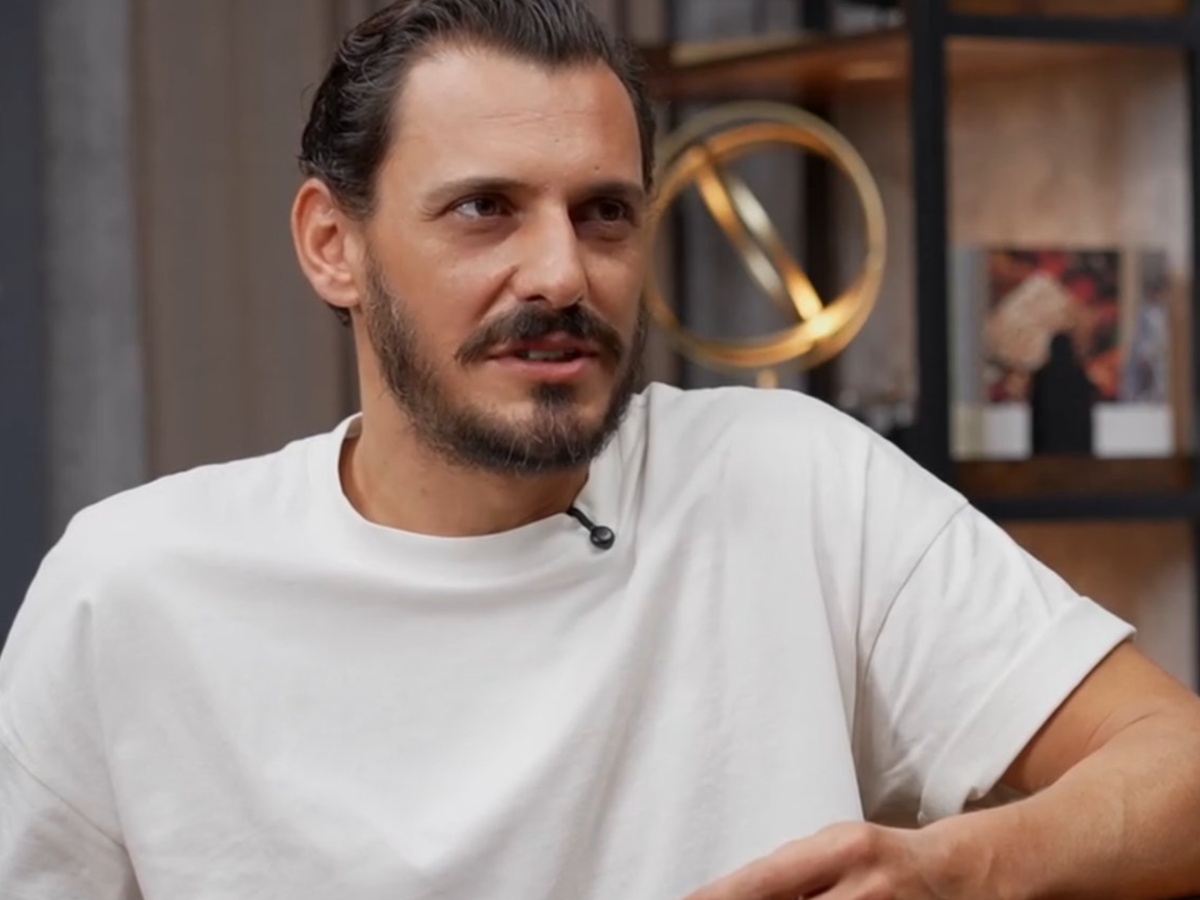 Σταύρος Σβήγκος: Η εξομολόγηση για τις δύσκολες στιγμές με τον γιο του – «Εκεί ήταν φρίκη, να βλέπεις ένα μωράκι να ουρλιάζει»