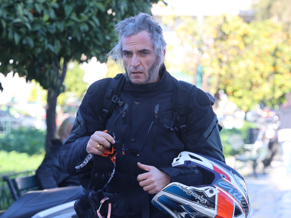 Ο Άρης Σερβετάλης ξανά για τις αμβλώσεις: «Κάποια πράγματα δεν επιδέχονται διάλογο»