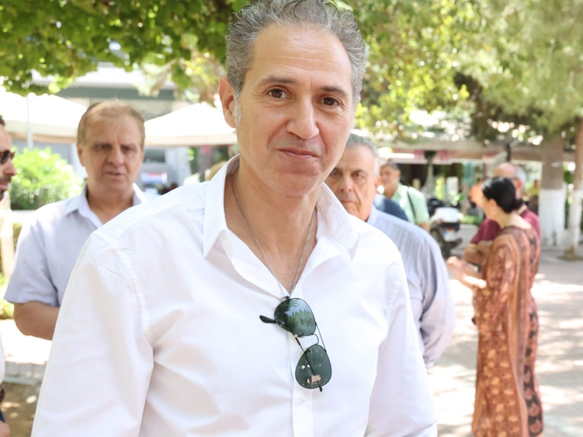 Δημήτρης Κόκοτας: Δημοσίευμα κάνει λόγο για εξιτήριο από το νοσοκομείο – Τι απαντά η σύζυγός του