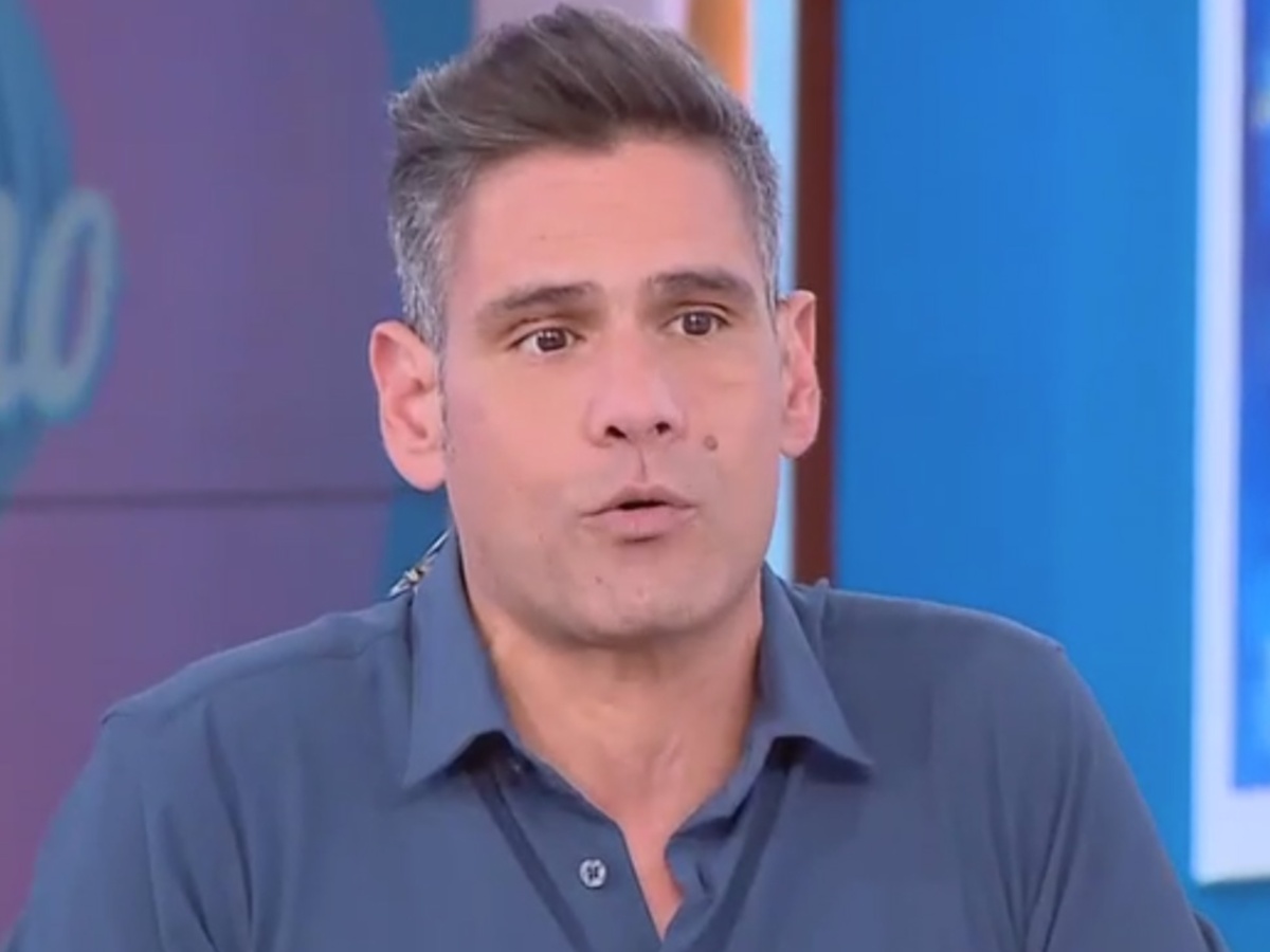 Δημήτρης Ουγγαρέζος: «Αν ήμουν ηθοποιός, δεν θα αισθανόμουν τιμή, αν ερχόταν να με δει στο θέατρο ένας καταδικασμένος για απόπειρα βιασμού»