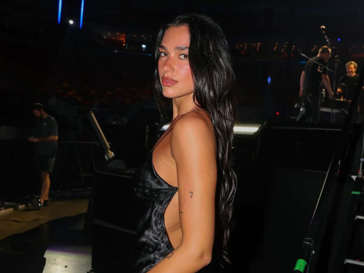 Dua Lipa: Υιοθέτησε ένα μανικιούρ ιδανικό για τη μετάβαση απ’ το φθινόπωρο στο χειμώνα