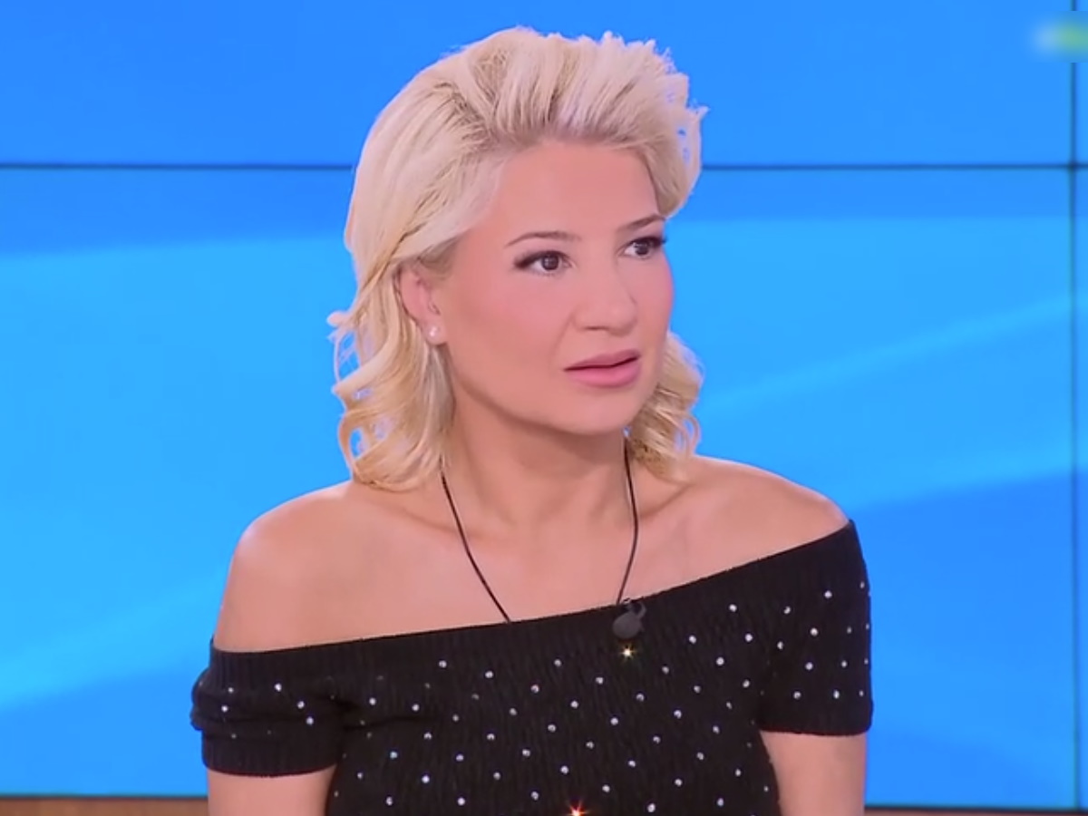 Φαίη Σκορδά: «Ήμουν στον ΣΚΑΪ και έγραφαν ότι θα αλλάξουμε ώρα… Ήξερα ότι θα αλλάξω κανάλι»