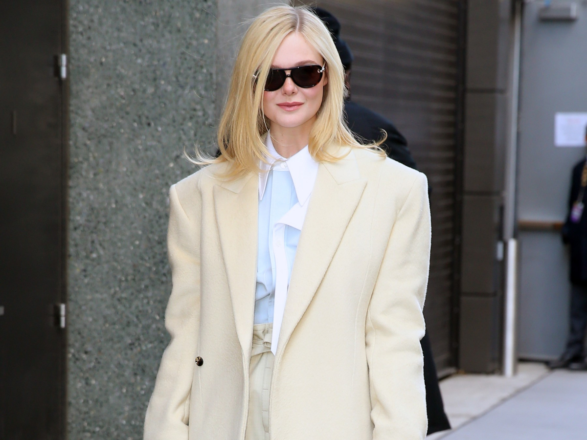 Παλτό: Βρήκαμε την πιο κομψή εναλλακτική, για να μην φοράς μόνο το κλασικό μαύρο