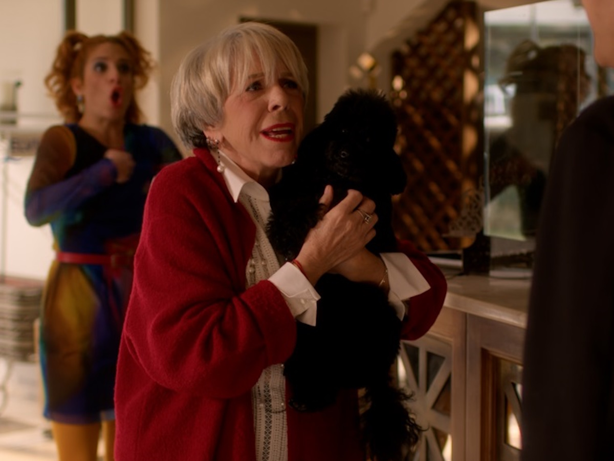 Hotel Ελβίρα: Η Φρόσω Ράλλη «εισβάλλει» στην κωμική σειρά