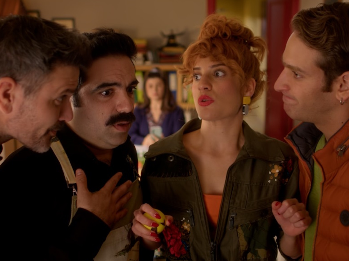 Hotel Ελβίρα: Το μυστήριο με την εξαφάνιση του στριφνού συγγραφέα καλά κρατεί – Τι θα δούμε στα νέα επεισόδια