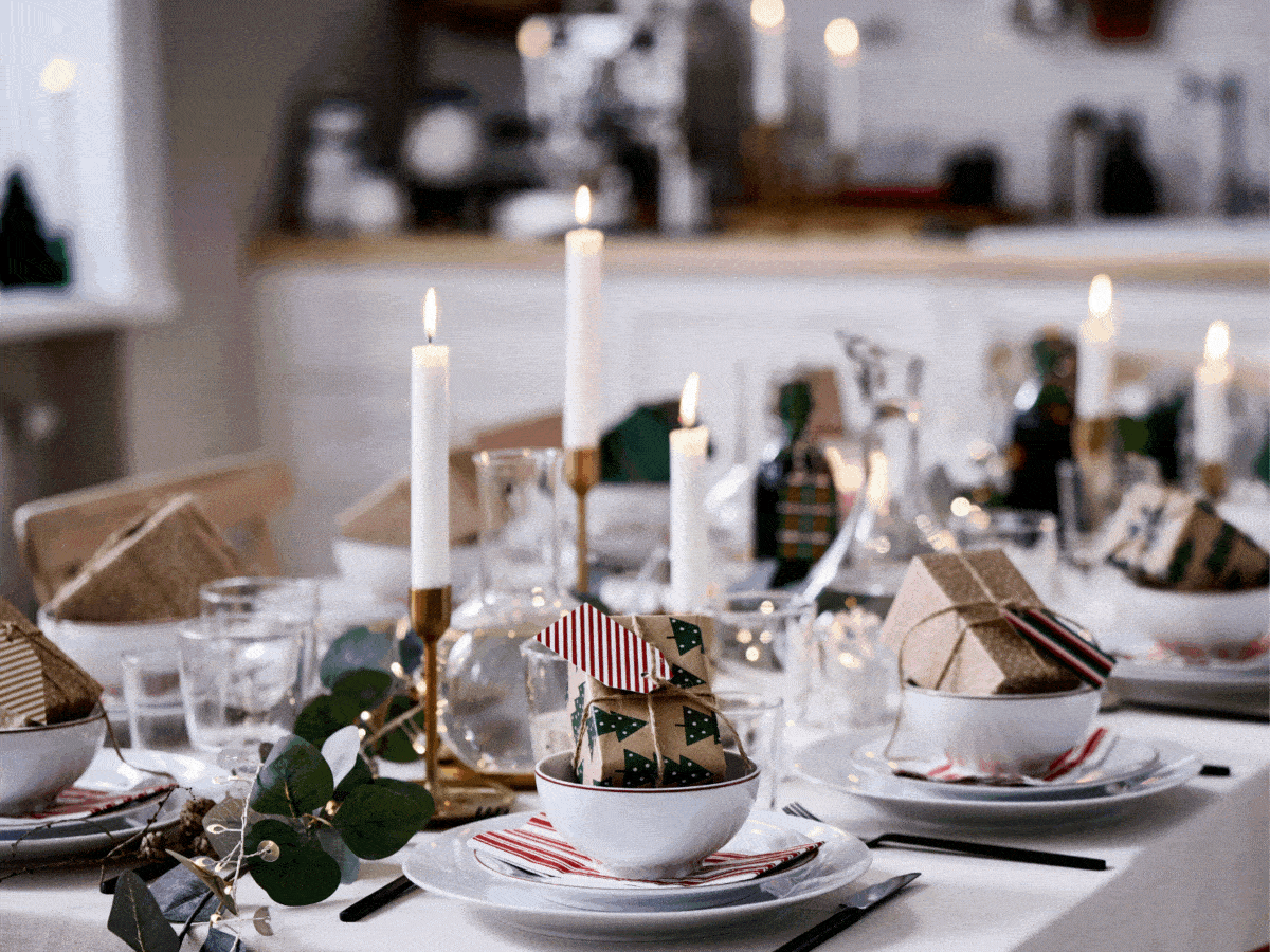 Το απόλυτο Χριστουγεννιάτικο τραπέζι: Πώς να φτιάξεις το πιο ζεστό, λαμπερό σκηνικό!