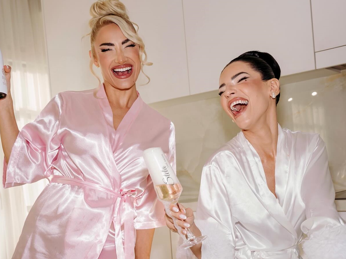 Ιωάννα Τούνη: «Κρατάω αυτή τη μέρα μέσα μου σαν κάτι ιερό» – Η συγκινητική ανάρτηση για τον γάμο της Στέλας Πάσσαρη