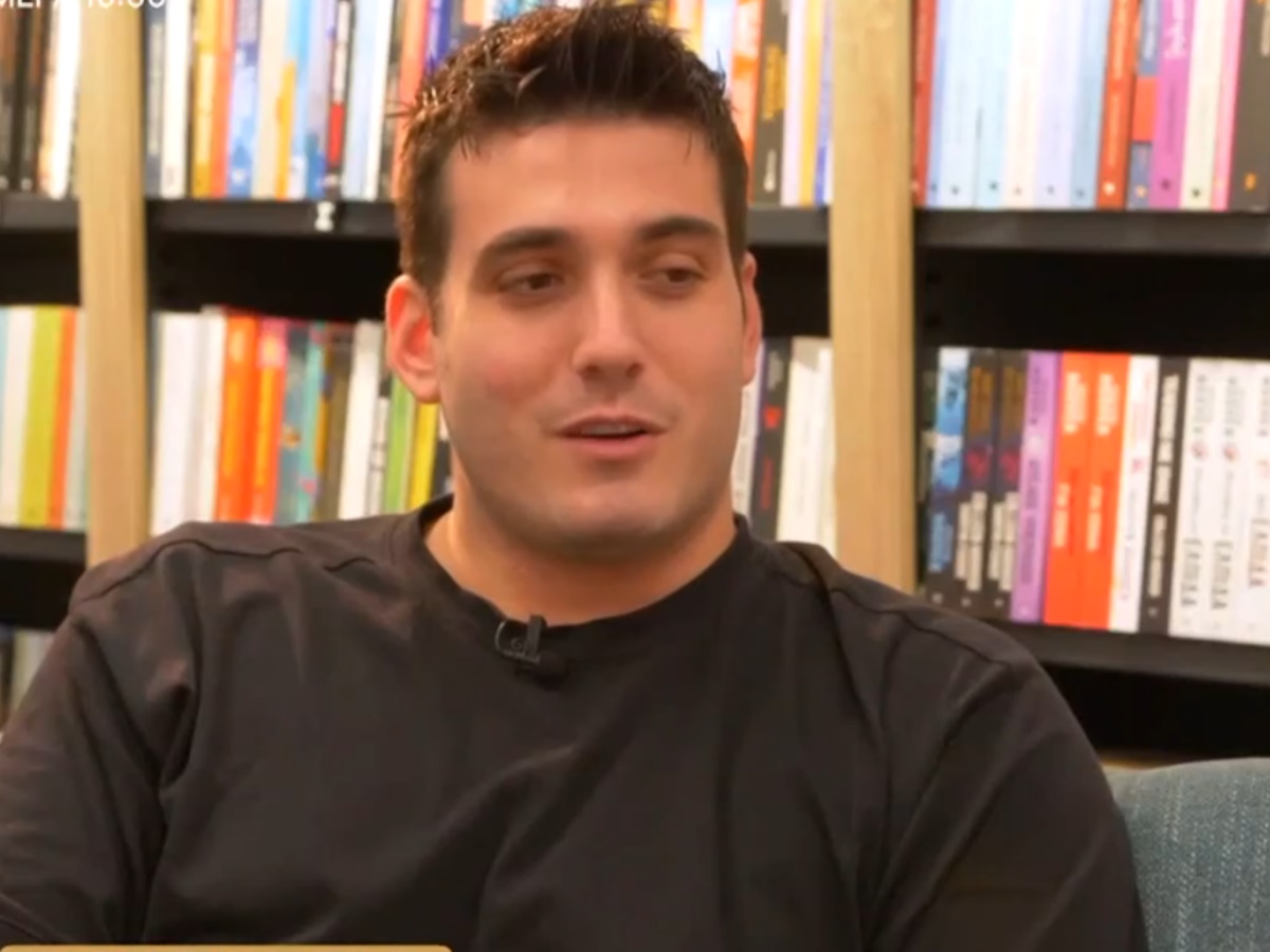 Γιώργος Κακοσαίος: «Μου κόστισε πολύ – Μάζεψα τα πράγματά μου και είπα “τα παρατάω, πάω στα μπουζούκια”»