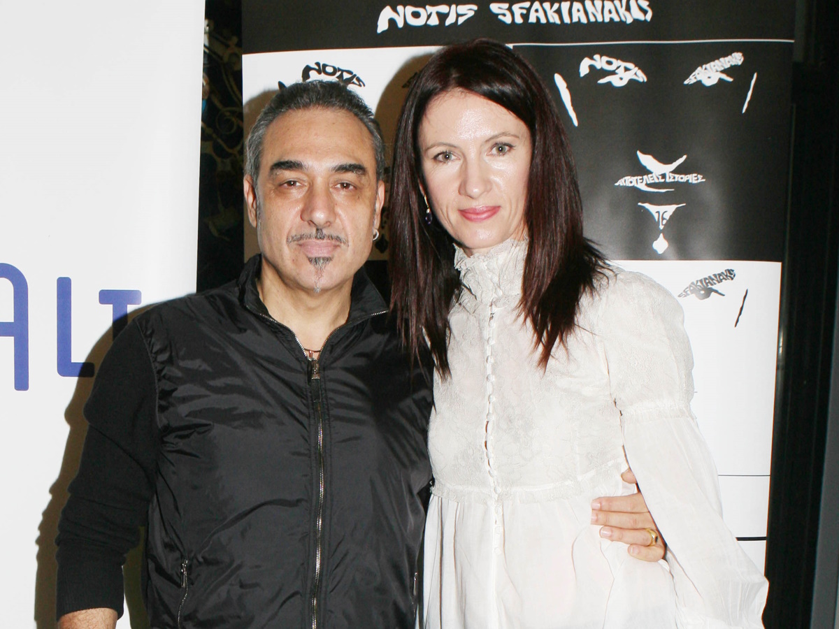 Νότης Σφακιανάκης: Πέθανε η σύζυγός του ανήμερα των γενεθλίων του