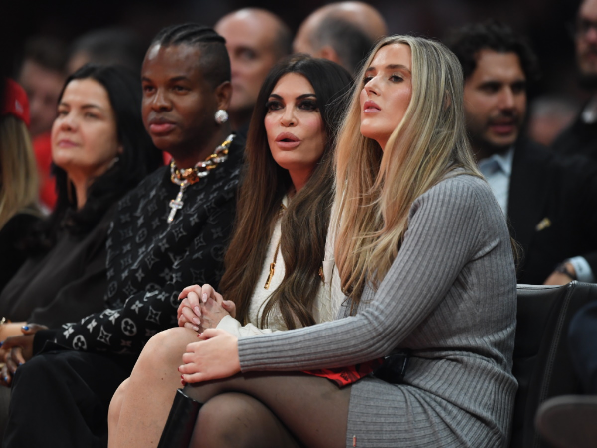 Κίμπερλι Γκιλφόιλ: Στο ΣΕΦ για να δει τον αγώνα του Ολυμπιακού – Φωτογραφίες, βίντεο