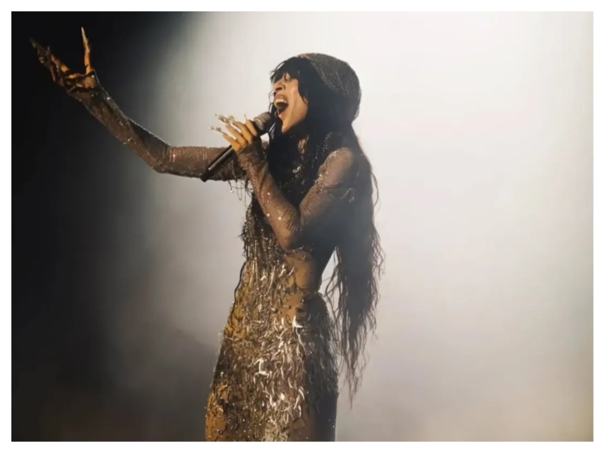 Madwalk 2025: Η Loreen στο closing act της βραδιάς – Η μοναδική εμφάνιση της δύο φορές νικήτριας της Eurovision