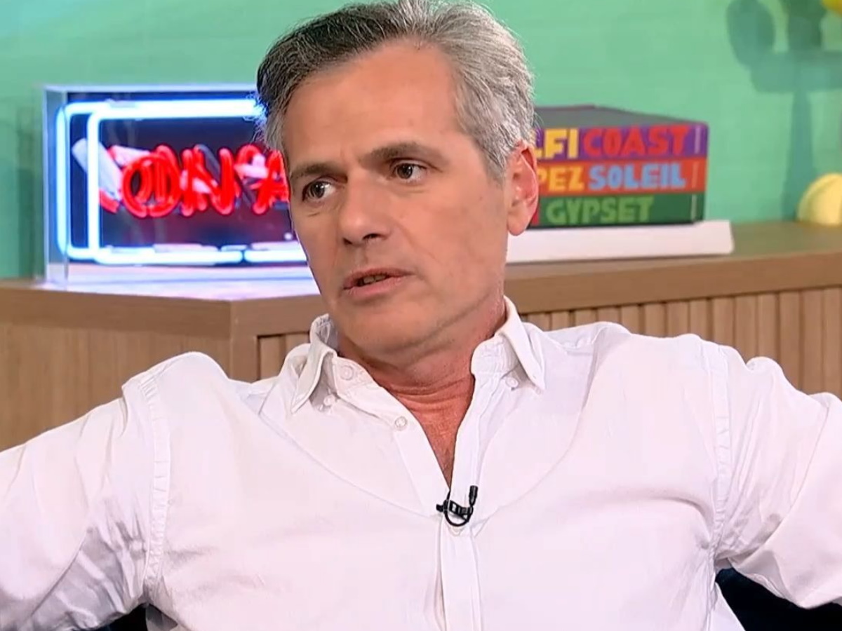 Μάριος Αθανασίου: «Έχω τυπικές σχέσεις με τον πατέρα μου – Ο χωρισμός μου με τη Μαρία Σολωμού είχε την ίδια διαδρομή με των γονιών μου»