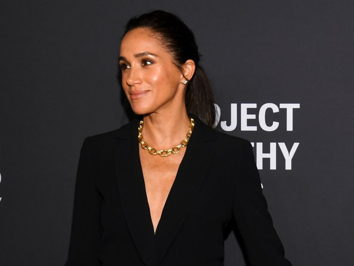 Το milky nude μανικιούρ της Μeghan Markle είναι το πιο chic γιορτινό trend