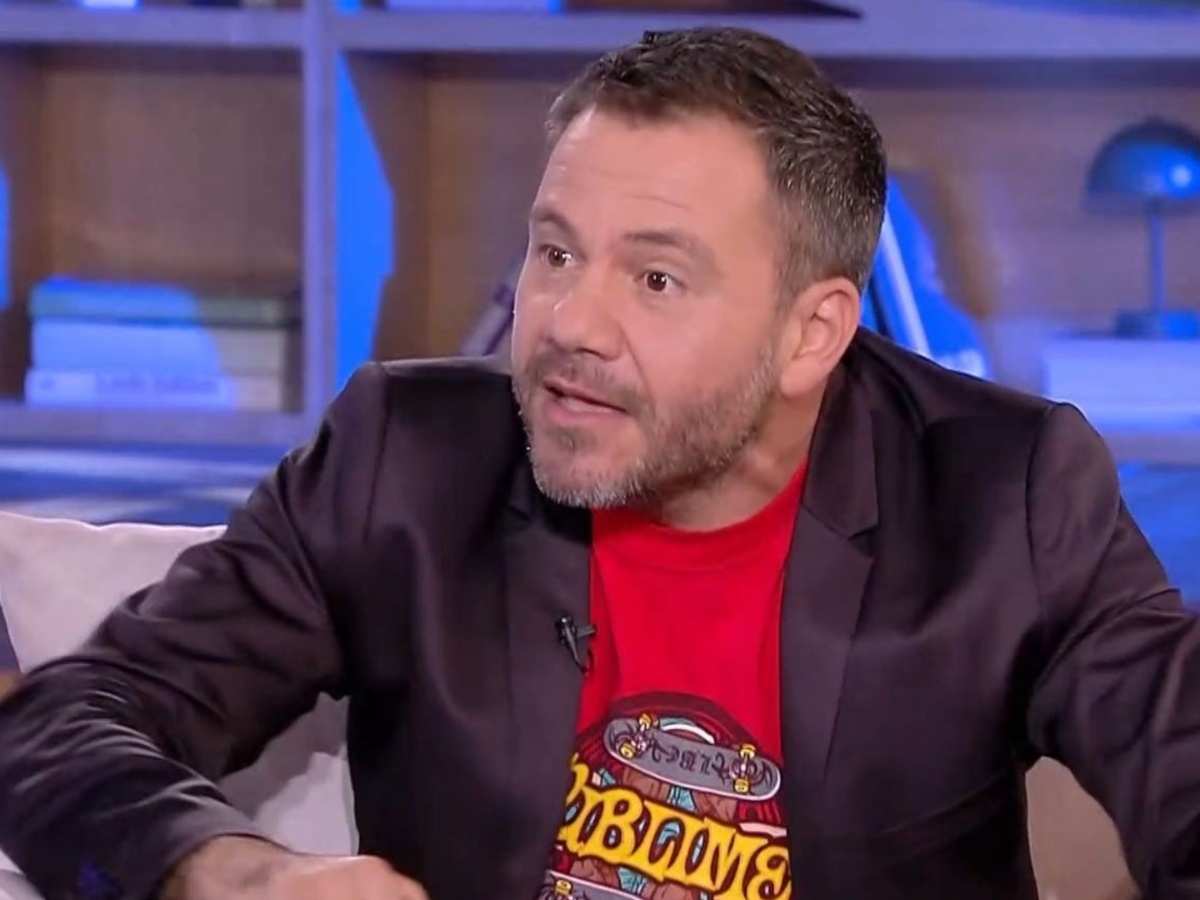 Ευτύχης Μπλέτσας: «Στο πρώτο ραντεβού με τη γυναίκα μου, πήγαμε στις κούνιες»