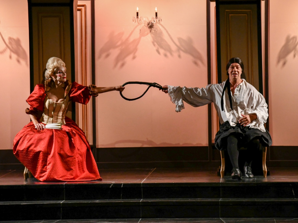 Ταρτούφος: Το TLIFE στις πρόβες του θεατρικού έργου πριν την πρεμιέρα – Φωτογραφίες