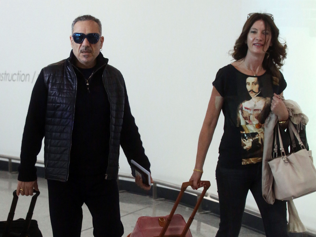 Νότης Σφακιανάκης: Η σύζυγός του έδινε μάχη με το Πάρκινσον – Η μεταφορά στο νοσοκομείο και οι τελευταίες στιγμές