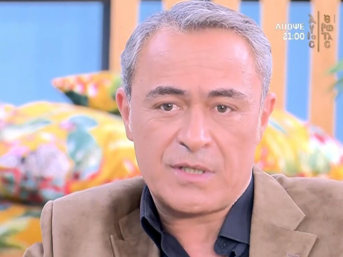 Θανάσης Κουρλαμπάς: «Έχω βιώσει cancel – Δεν έχω δει κανένα μεγάλο κρεβάτι στη δουλειά μου»