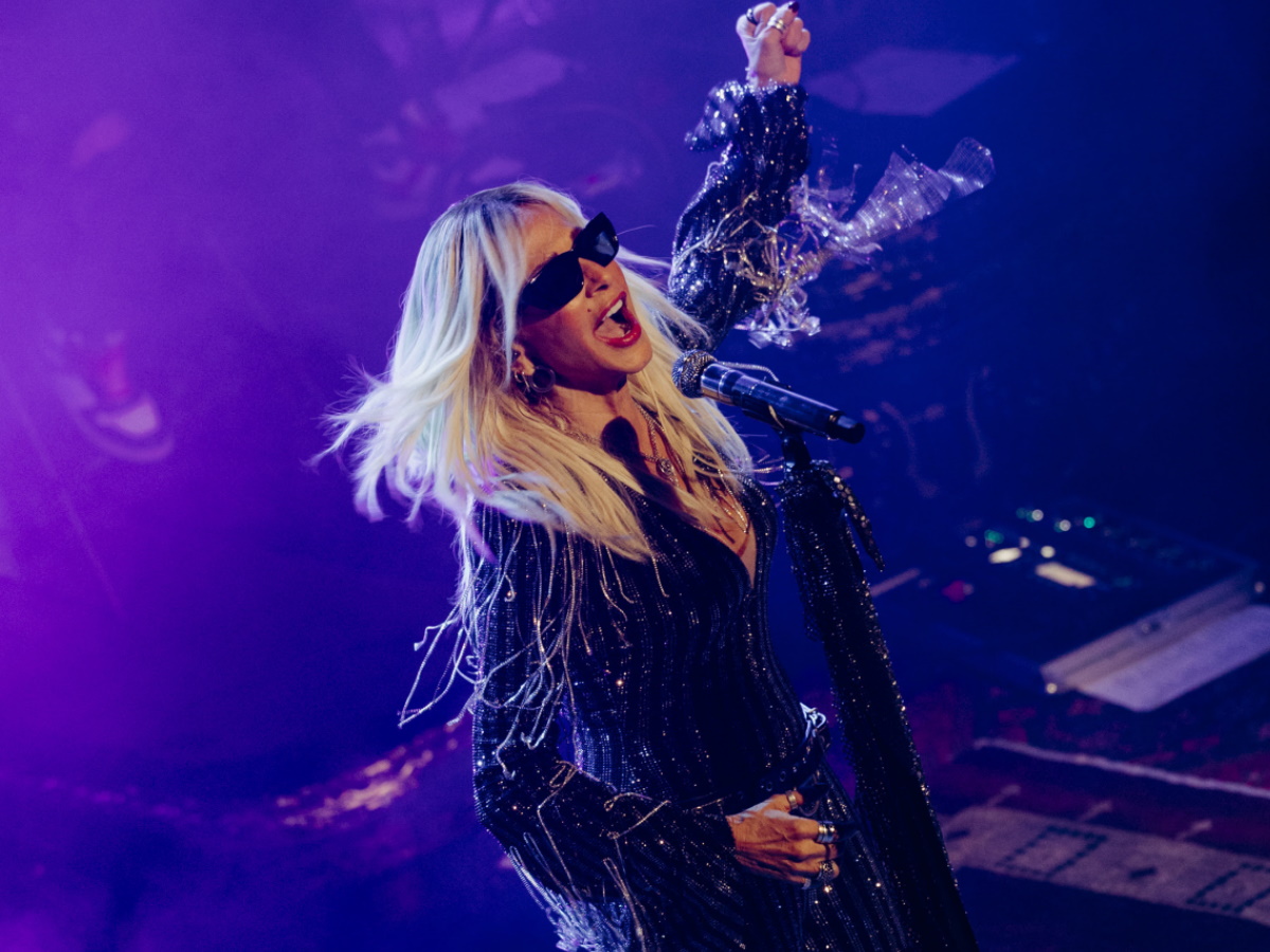 Άννα Βίσση: Πρεμιέρα στο Hotel Ermou για δέκατη σεζόν – Αποθεώθηκε από τους θαυμαστές της