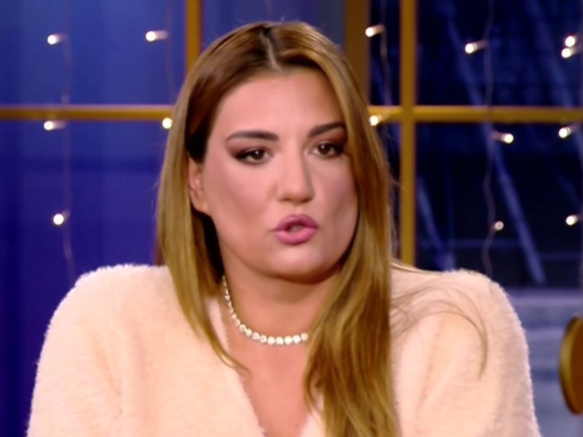 Ελίνα Παπίλα για Στέφανο Παπαδόπουλο: «Θα τον ρωτούσα γιατί διάλεξε τη μέρα της πρεμιέρας του Μαζωνάκη να κάνει τη μήνυση»