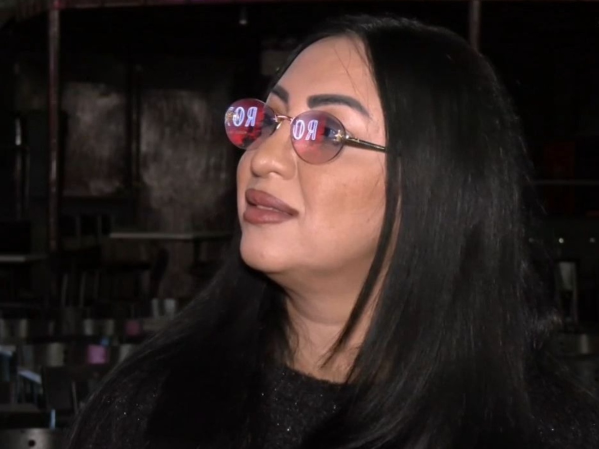 Εβίτα Σερέτη: «Είχα πονοκέφαλο και ο Σταμάτης Γονίδης έβαλε το χέρι του στο μέτωπό μου, είπε μια προσευχή και μου πέρασε»