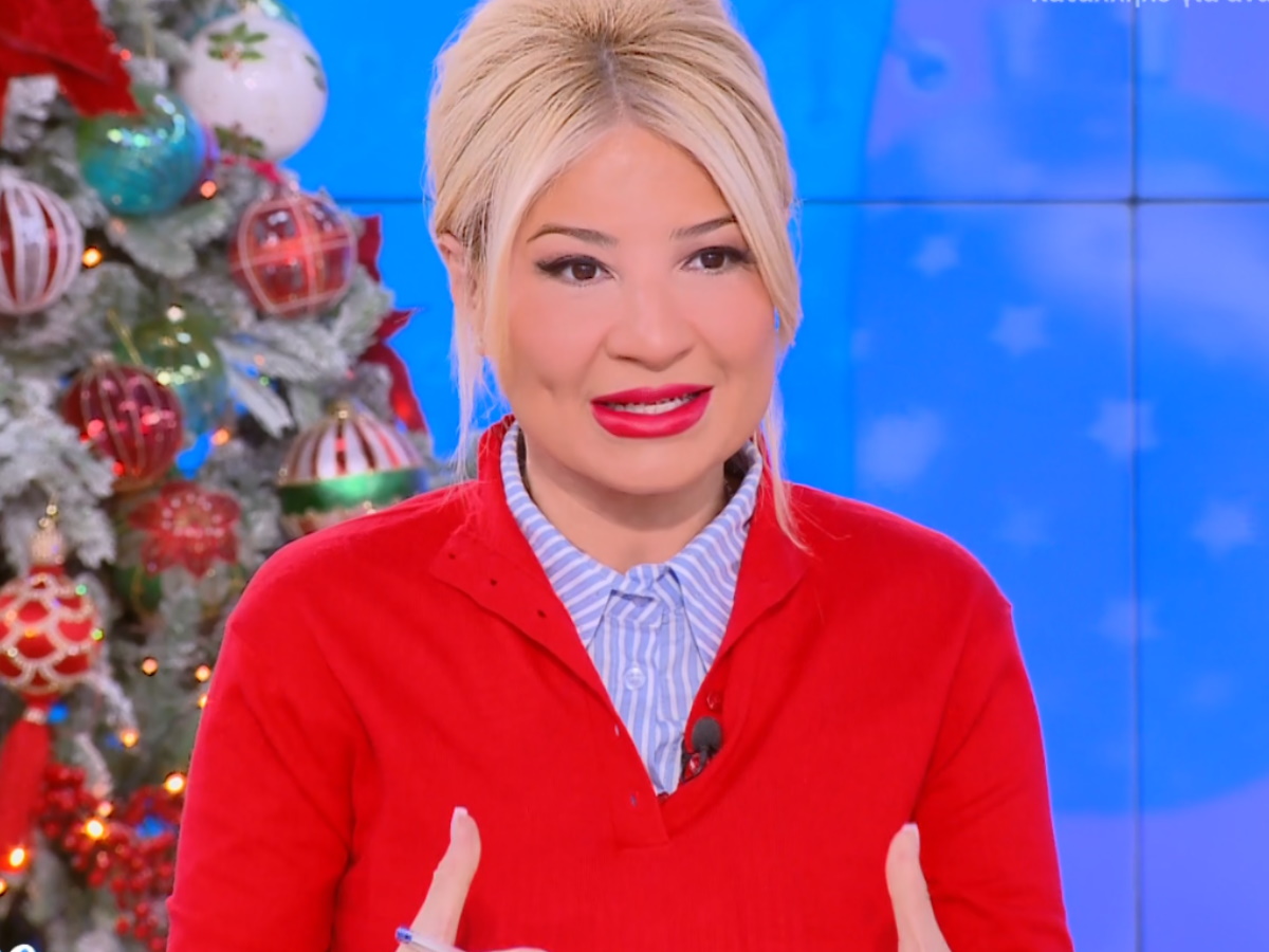 Φαίη Σκορδά για πασίγνωστο τραγουδιστή: «Εμείς επιλέγουμε να περιμένουμε να γίνει πρώτα η καταγγελία»